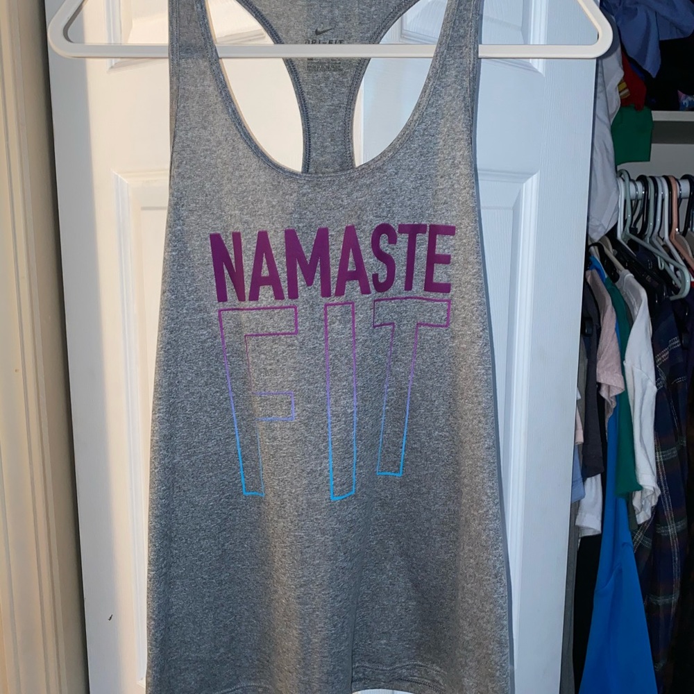 Nike workout tank top